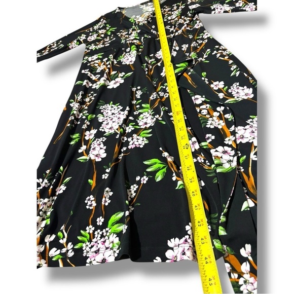 Yock Black Label Floral Black Faux Wrap Front Long Sleeve V-Neck Midi Dress - Picture 6 of 16